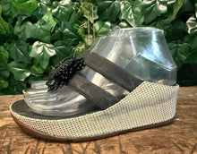 Afbeelding in Gallery-weergave laden, Nieuwe mooie slippers van Fitflop maat 36