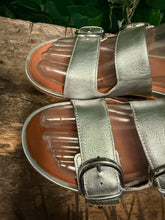 Afbeelding in Gallery-weergave laden, Nieuwe mooie slippers van Fitflop maat 38
