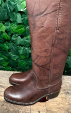 Afbeelding in Gallery-weergave laden, Nieuwe prachtige hoge vintage laarzen van sendra maat 37