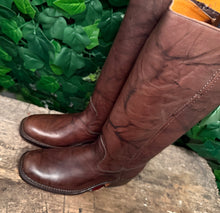 Afbeelding in Gallery-weergave laden, Nieuwe prachtige hoge vintage laarzen van sendra maat 37