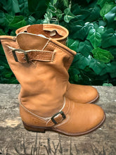 Afbeelding in Gallery-weergave laden, gewoon Nieuwe mooie biker boots van Sendra maat 38