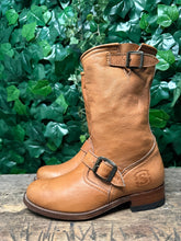 Afbeelding in Gallery-weergave laden, gewoon Nieuwe mooie biker boots van Sendra maat 38