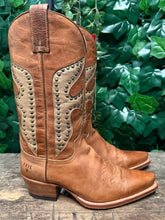 Afbeelding in Gallery-weergave laden, Bijna Nieuwe prachtige laars van Frye maat 36/37