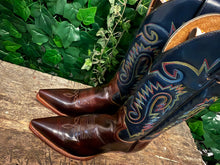 Afbeelding in Gallery-weergave laden, geweldig mooie vintage laarzen van Sendra maat 38