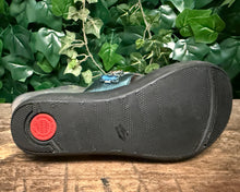 Afbeelding in Gallery-weergave laden, Nieuwe mooie leren slippers van Fitflop maat 37
