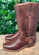 Afbeelding in Gallery-weergave laden, geweldig mooie volledig leren laarzen van Sendra maat 39
