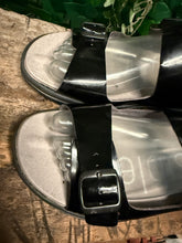 Afbeelding in Gallery-weergave laden, Bijna Nieuwe slippers van Xsensible maat 43 (wijdte H)