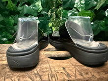 Afbeelding in Gallery-weergave laden, Bijna Nieuwe slippers van Xsensible maat 43 (wijdte H)