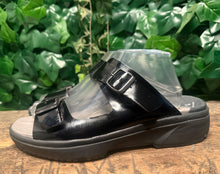 Afbeelding in Gallery-weergave laden, Bijna Nieuwe slippers van Xsensible maat 43 (wijdte H)
