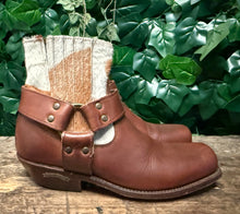 Afbeelding in Gallery-weergave laden, bijna nieuw mooie laarzen met ponyhair van Sendra maat 38