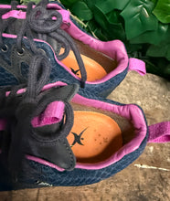 Afbeelding in Gallery-weergave laden, bijna Nieuwe sneakers van Xsensible maat 38 (wijdte H)