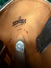 Afbeelding in Gallery-weergave laden, geweldig mooie suede vintage laarzen van Sendra maat 38