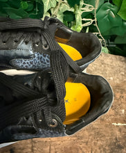 Afbeelding in Gallery-weergave laden, zo goed als nieuw sneakers van xsensible maat 38