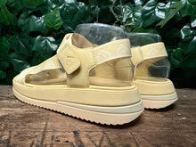Afbeelding in Gallery-weergave laden, Nieuwe mooie sandalen van Fitflop maat 39