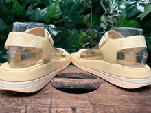 Afbeelding in Gallery-weergave laden, Nieuwe mooie sandalen van Fitflop maat 39