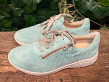 Afbeelding in Gallery-weergave laden, Nieuwe sneakers van Solidus maat 40. (wijdte K)