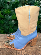 Afbeelding in Gallery-weergave laden, Nieuwe prachtige vintage blokhak laarzen van Sendra maat 40