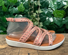 Afbeelding in Gallery-weergave laden, Bijna Nieuwe prachtige sandalen van Fitflop maat 38