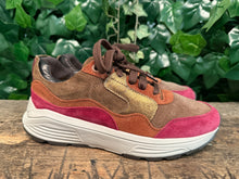 Afbeelding in Gallery-weergave laden, bijna Nieuwe sneakers van Xsensible maat 38 (wijdte GX)
