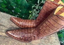 Afbeelding in Gallery-weergave laden, geweldig aparte laarzen met krokodillen leer sendra maat 41