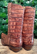 Afbeelding in Gallery-weergave laden, geweldig aparte laarzen met krokodillen leer sendra maat 41