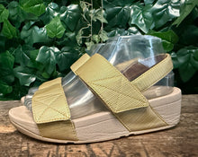 Afbeelding in Gallery-weergave laden, Bijna Nieuwe verstelbare sandalen van Fitflop maat 37