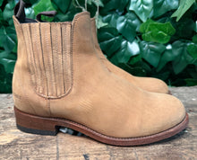 Afbeelding in Gallery-weergave laden, bijna Nieuwe mooie laarzen van Sendra maat 39