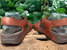 Afbeelding in Gallery-weergave laden, Nieuwe verstelbare sandalen van Fitflop maat 44