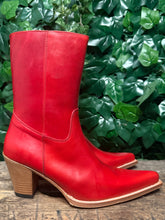 Afbeelding in Gallery-weergave laden, geweldig mooie vintage laarzen van Sendra maat 40