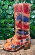 Afbeelding in Gallery-weergave laden, prachtige python leren blokhak laars van Sendra maat 37