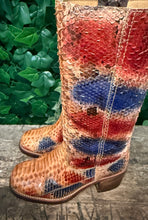 Afbeelding in Gallery-weergave laden, prachtige python leren blokhak laars van Sendra maat 37