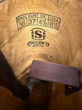 Afbeelding in Gallery-weergave laden, prachtige python leren blokhak laars van Sendra maat 37