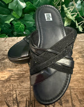 Afbeelding in Gallery-weergave laden, Nieuwe slippers van Fitflop maat 37