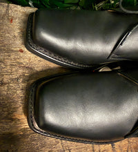 Afbeelding in Gallery-weergave laden, supermooie stevige vintage boots van Sendra maat 44