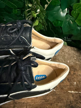 Afbeelding in Gallery-weergave laden, bijna Nieuwe sneakers van Wolky maat 38