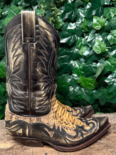 Afbeelding in Gallery-weergave laden, zo goed als Nieuwe python leren laarzen van Sendra maat 43