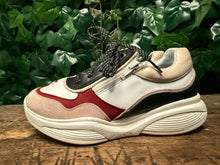 Afbeelding in Gallery-weergave laden, zo goed als nieuw sneakers van Xsensible maat 38 (wijdte HX)