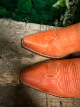 Afbeelding in Gallery-weergave laden, zo goed als nieuw volledig leren laarzen van Sendra maat 38
