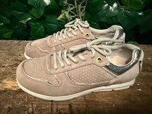 Afbeelding in Gallery-weergave laden, Nieuwe sneakers van Birkenstock maat 38 (wijdte smal)