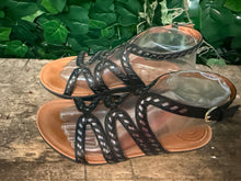 Afbeelding in Gallery-weergave laden, zo goed als nieuw prachtige sandalen van Fitflop maat 38