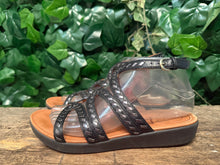 Afbeelding in Gallery-weergave laden, zo goed als nieuw prachtige sandalen van Fitflop maat 38