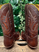 Afbeelding in Gallery-weergave laden, prachtige vintage laarzen van Sendra maat 41 (maat 7,5)