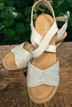 Afbeelding in Gallery-weergave laden, Nieuwe sandalen van Rieker maat 42