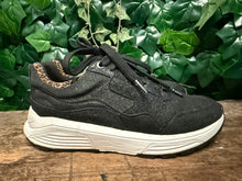 Afbeelding in Gallery-weergave laden, bijna Nieuwe sneakers van Xsensible maat 39 (wijdte G)