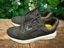 Afbeelding in Gallery-weergave laden, bijna Nieuwe sneakers van Xsensible maat 39 (wijdte G)
