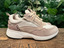 Afbeelding in Gallery-weergave laden, bijna Nieuwe sneakers van Xsensible maat 38 (wijdte HX)