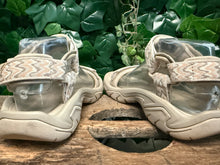 Afbeelding in Gallery-weergave laden, gewoon Nieuwe sandalen van Teva maat 38
