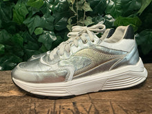 Afbeelding in Gallery-weergave laden, zo goed als nieuw sneakers van Xsensible maat 42 (wijdte G)