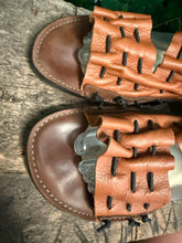 Afbeelding in Gallery-weergave laden, bijna Nieuwe sandalen van Loints of Holland maat 42