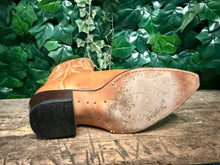 Afbeelding in Gallery-weergave laden, bijna Nieuwe prachtige laarzen van sendra maat 37